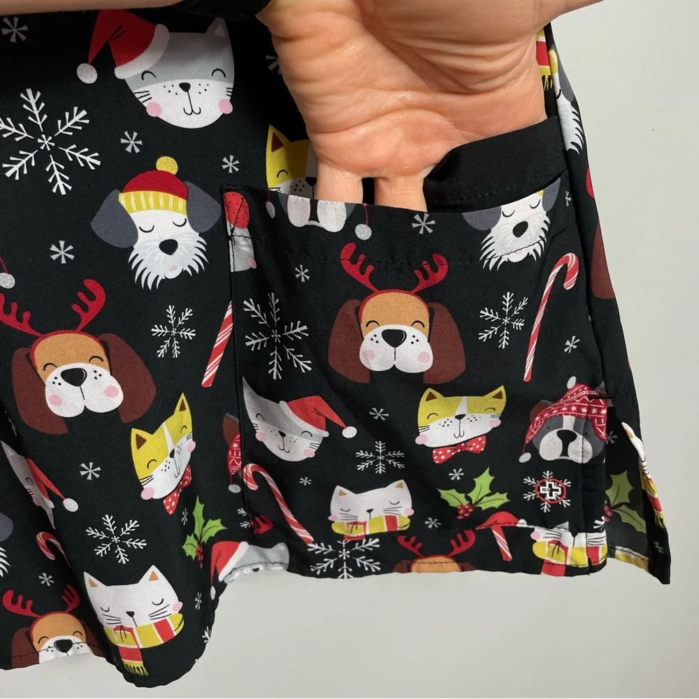 White Cross Christmas Pets Scrub top Sz XS - Picture 4 of 6